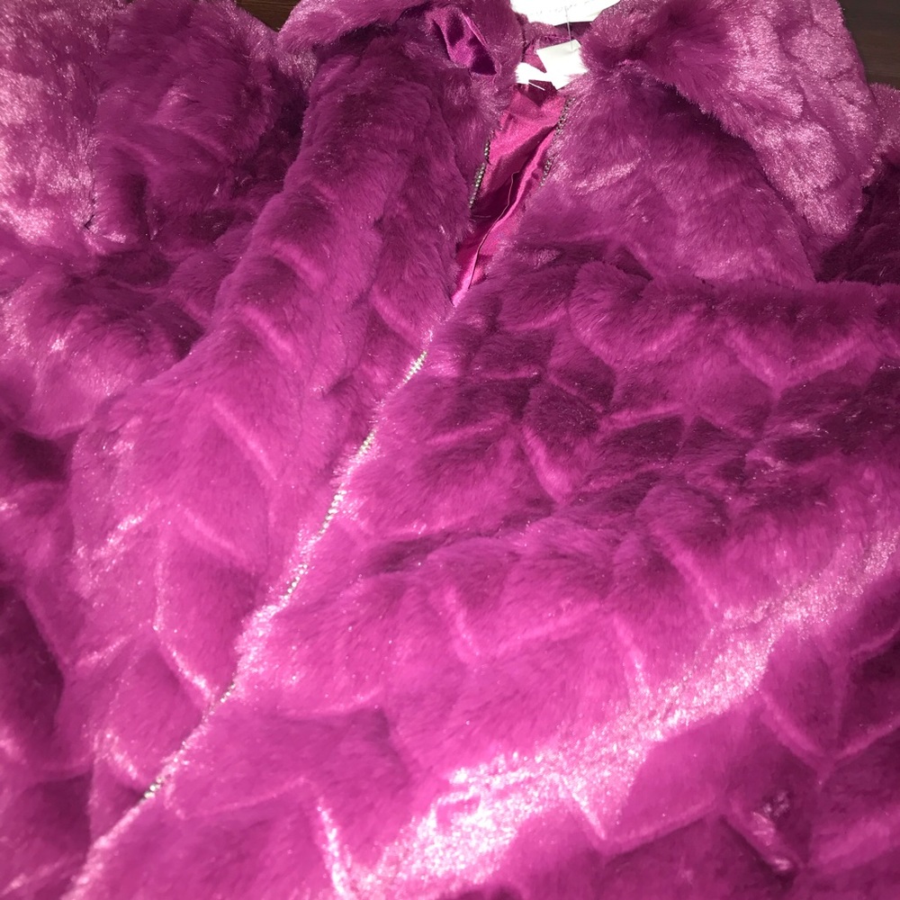 Band Of The Free Plush Faux Fur Coat Jacket In Eggplant NWT - Picture 5 of 8